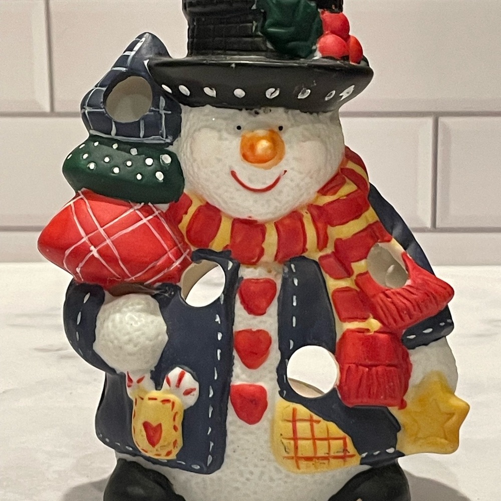 World Showcase Snowman Tea Light Candle Holder